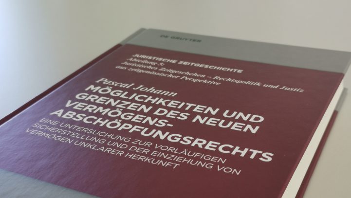 Rechtsanwalt Dr. Johann erhält Förderpreis der Peregrinus Stiftung